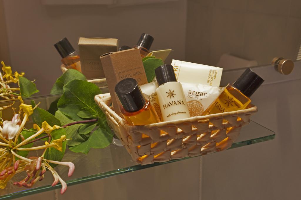 Mare E Monti - Hotel De Charme 펠리세토 외부 사진